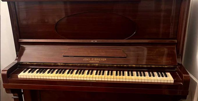 Piano Vertical - Joh F. Breyer (VENDIDO)