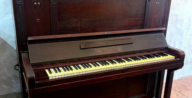 Piano Vertical Geissler (DISPONIBLE) - Alemania