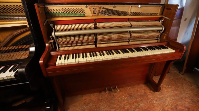 Piano vertical Munster impecable (VENDIDO) - Image 2