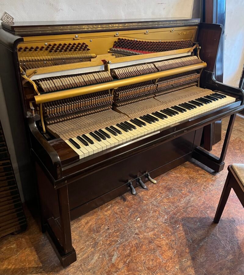Minipiano Holmann inglés – Compacto y afinado a 440Hz - Image 2