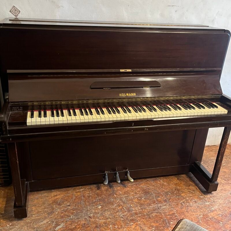 Minipiano Holmann inglés – Compacto y afinado a 440Hz