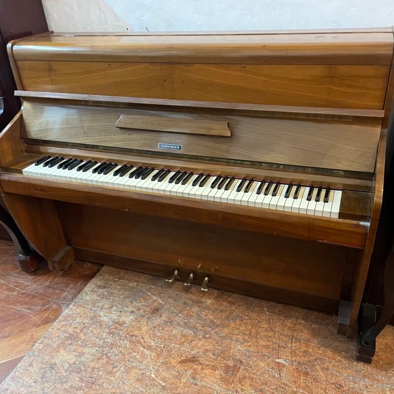 Piano Vertical Hoffman – Sonido Cálido y Preciso