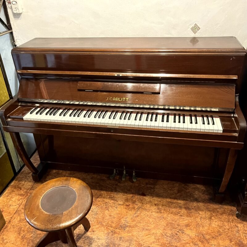 Piano Vertical J. Carlitt – Gran Sonido, Mejor Precio