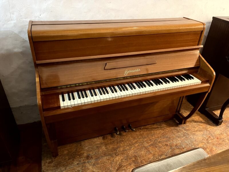 (VENDIDO) Mini Piano Vertical Burmeister – Lustrado a Nuevo - Image 3