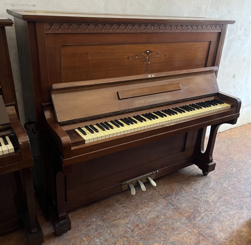 Piano vertical Zimmermann alemán – Elegancia y sonido clásico