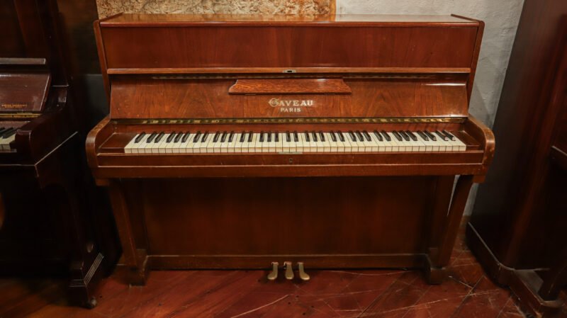 Minipiano Gaveau – París, Francia