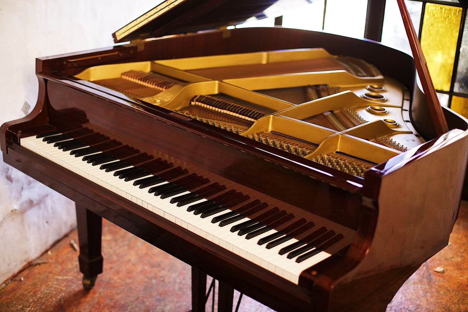 (VENDIDO) Piano de cola Yamaha G1 japonés - Imagen 4